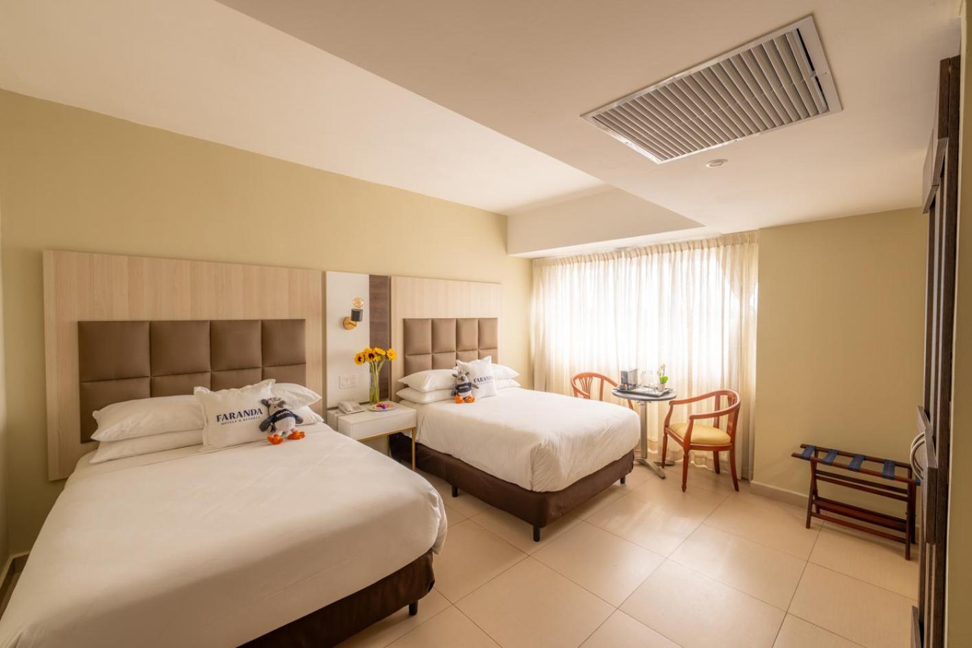 Hotel Faranda Express Soloy And Casino, A Member Of Radisson Individuals Panama City Exterior photo