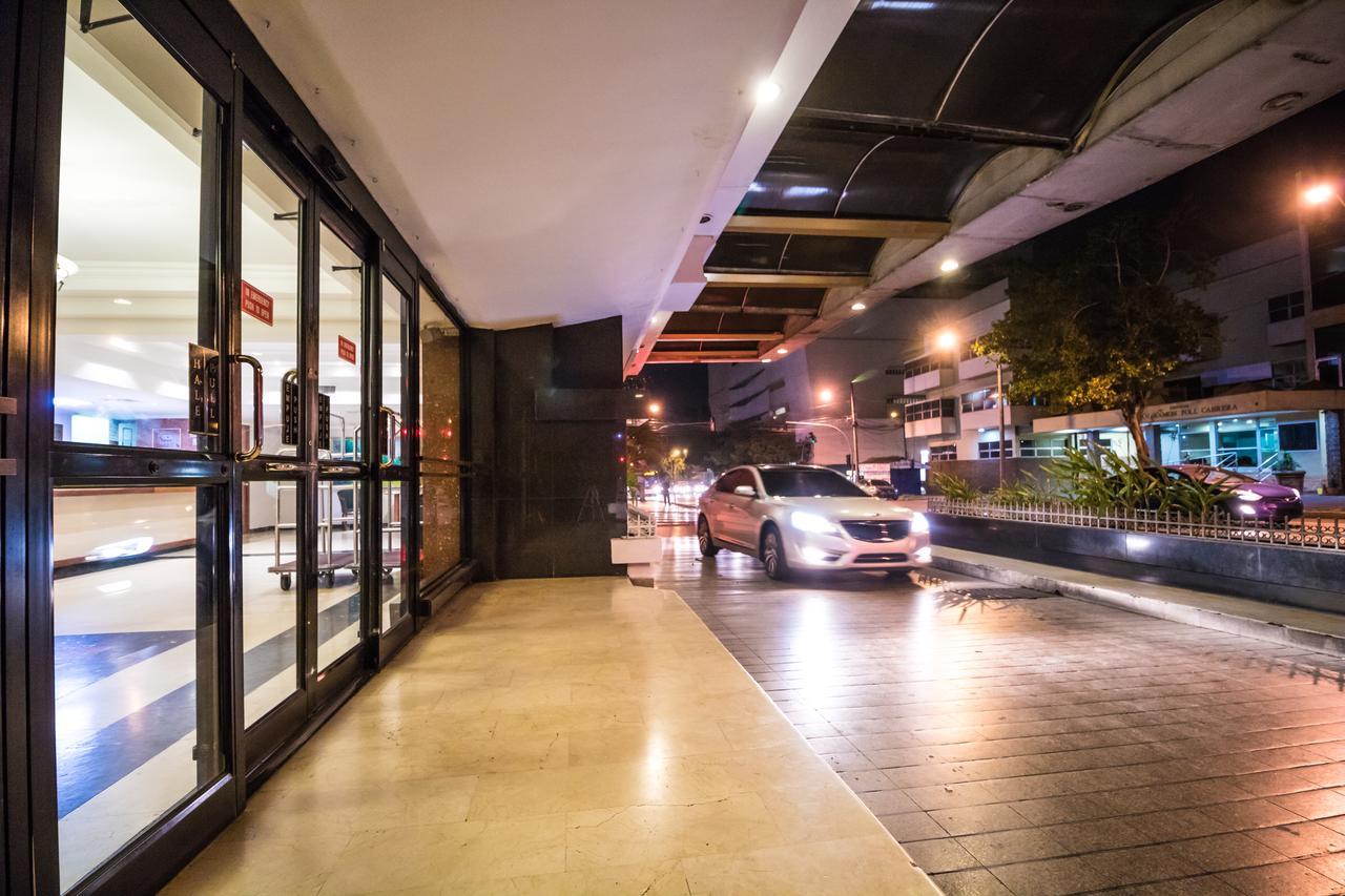 Hotel Faranda Express Soloy And Casino, A Member Of Radisson Individuals Panama City Exterior photo